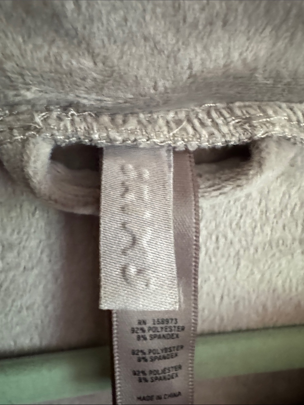 SKIMS Light Gray Long Wrap Robe with Self-Tie Belt - Picture 3 of 6